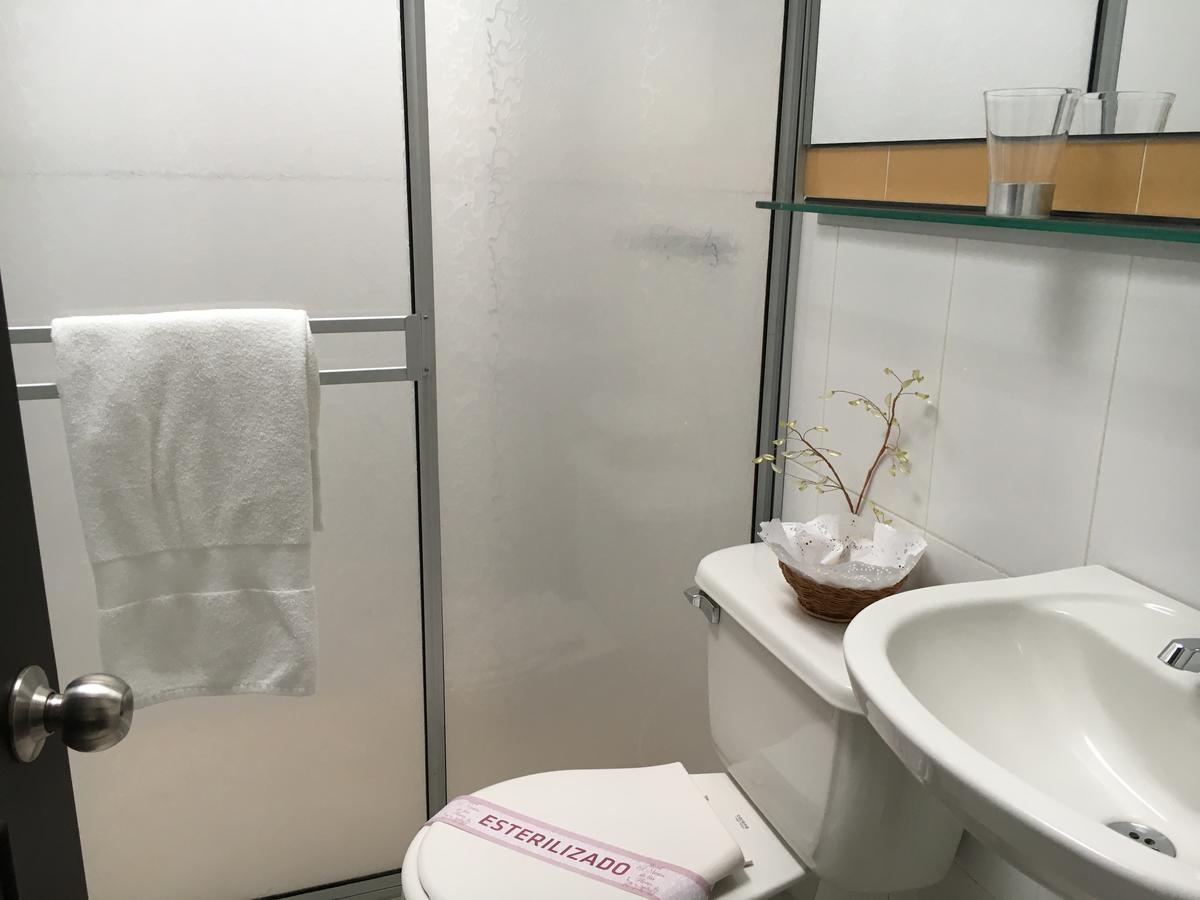 Hotel Meson De Las Flores Armenia  Εξωτερικό φωτογραφία