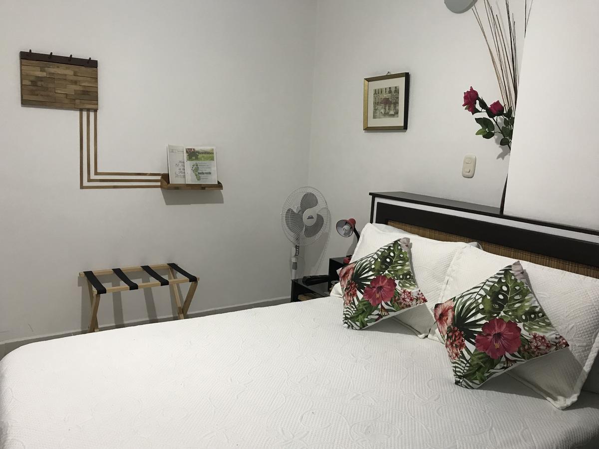Hotel Meson De Las Flores Armenia  Εξωτερικό φωτογραφία